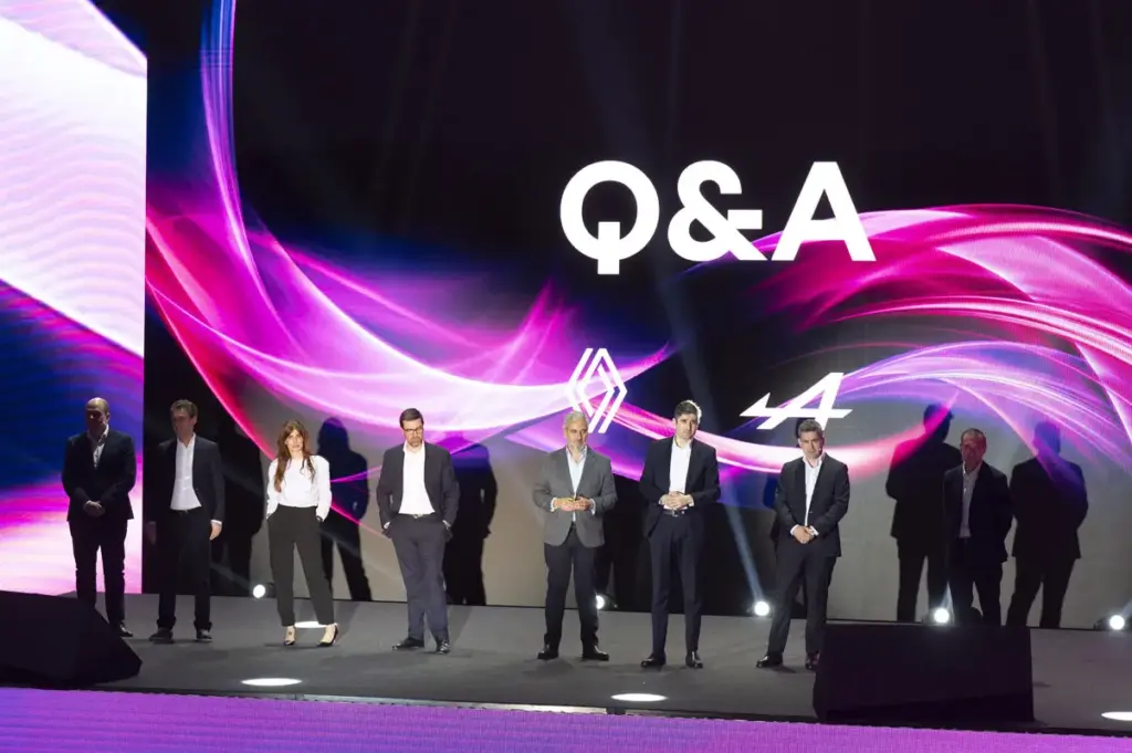 Renault y Alpine cierran un 2025 histórico: crecimiento récord y ofensiva eléctrica para 2026. Y quieren mucho más 5 Motor16 RESULTADOS RENAULT PONENTES 1 Motor16