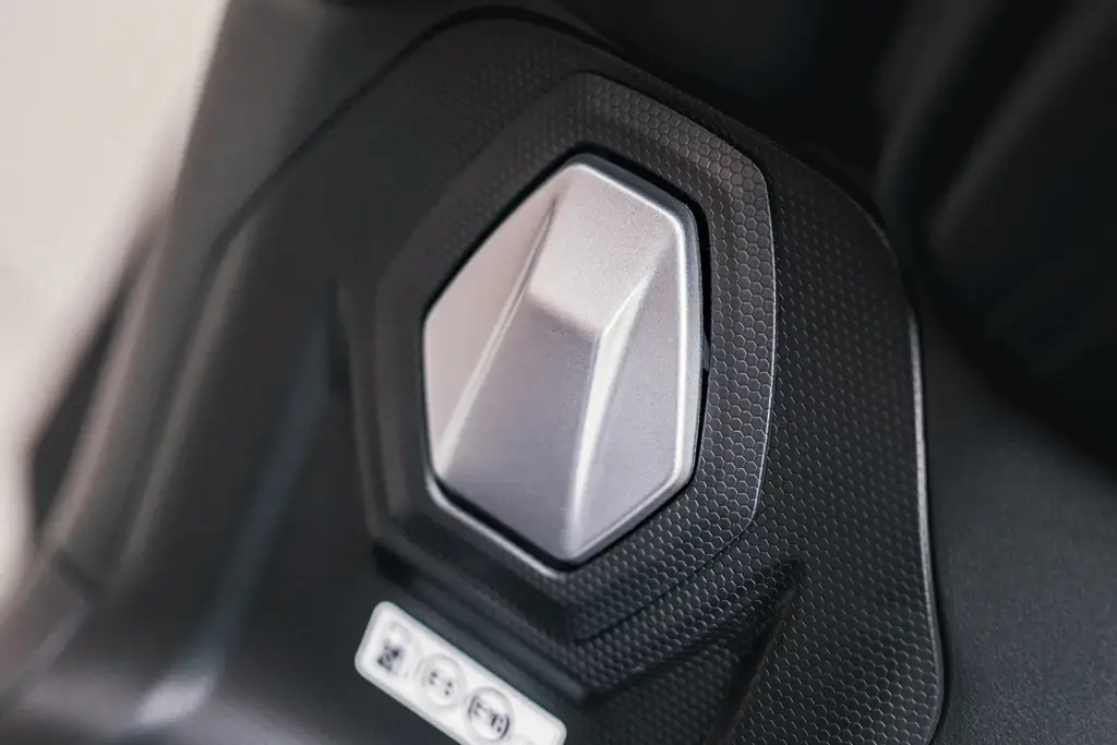 SYM MAXSYM GT 4 Motor16