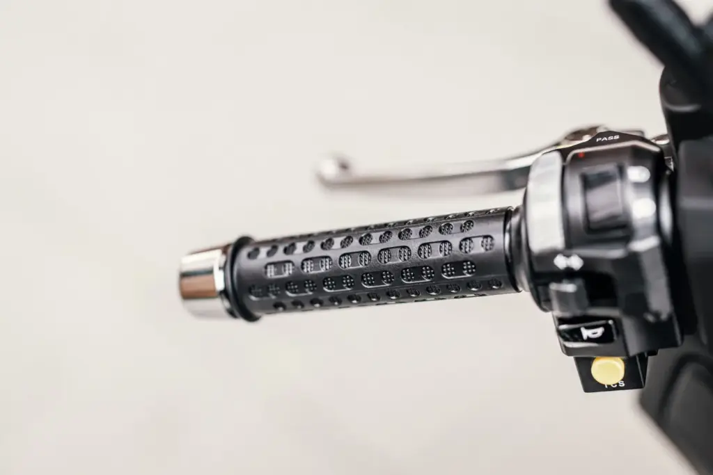 SYM MAXSYM GT 6 Motor16