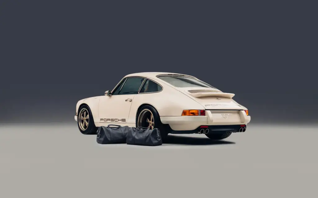 THEON DESIGN PORSCHE 911 1001 Motor16