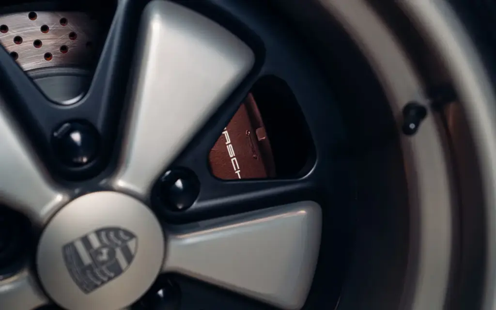 THEON DESIGN PORSCHE 911 1006 Motor16