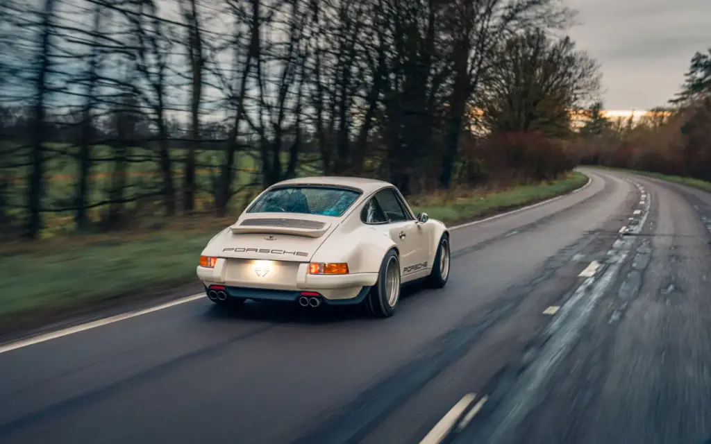 THEON DESIGN PORSCHE 911 1007 Motor16