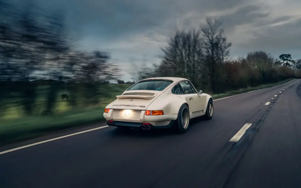 THEON DESIGN PORSCHE 911 1008 Motor16