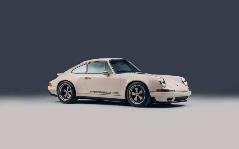 La última creación de Theon Design, un ‘discreto’ Porsche 911 (964)