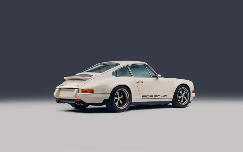THEON DESIGN PORSCHE 911 992 Motor16