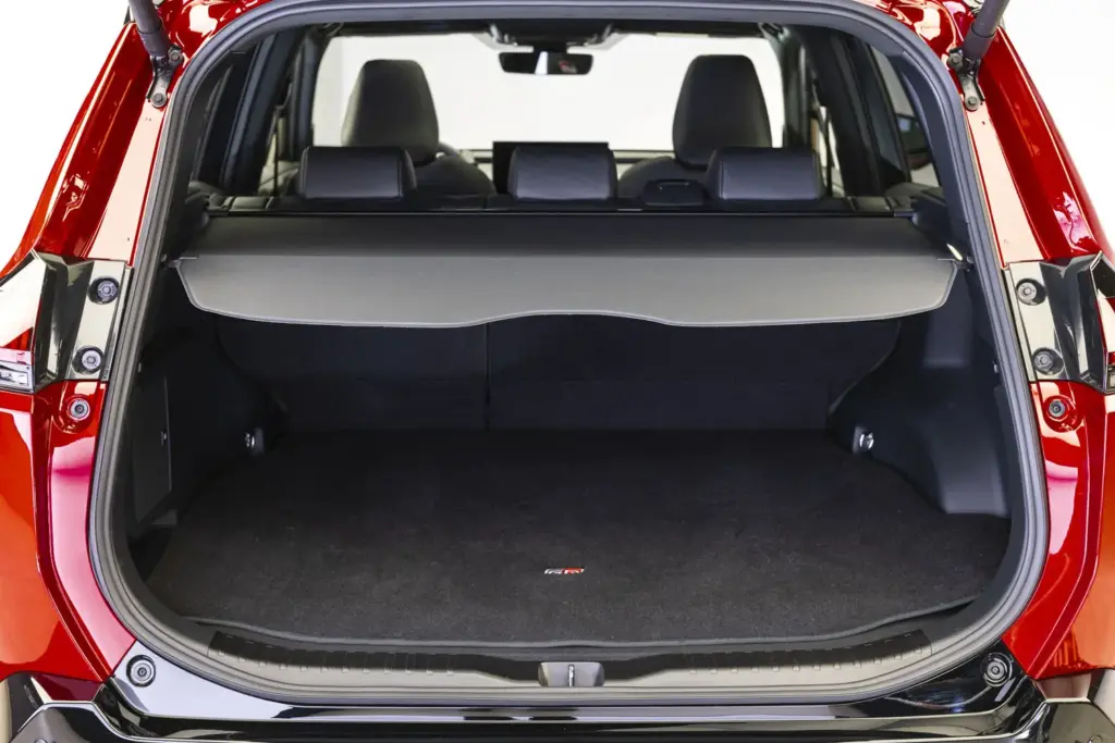 TOYOTA RAV4 SEXTA GENERACION 19 Motor16