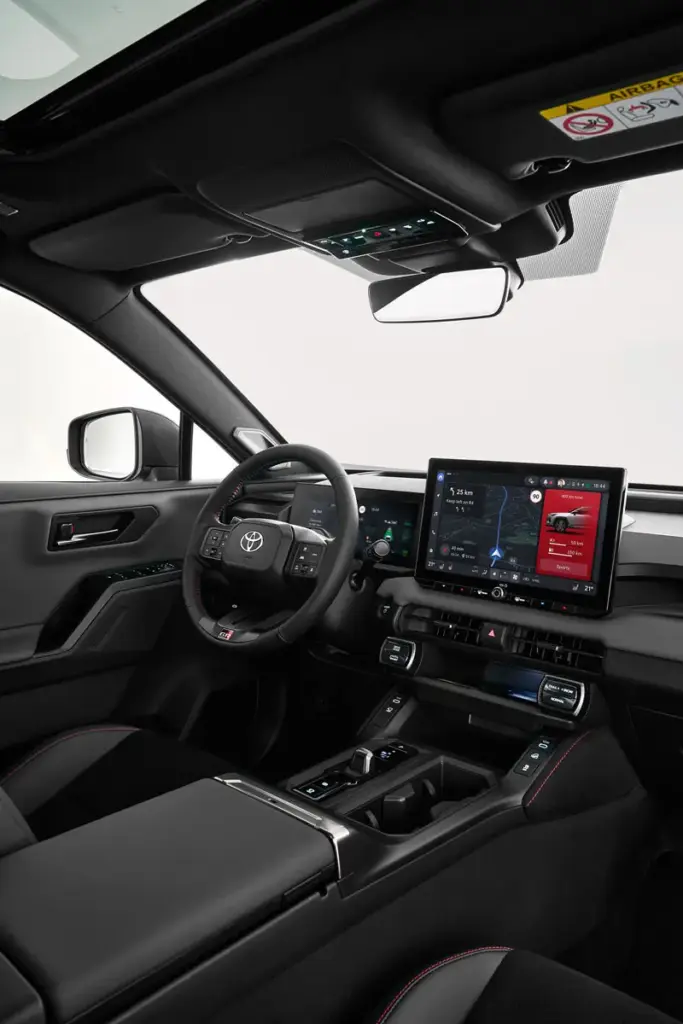 TOYOTA RAV4 SEXTA GENERACION 23 Motor16