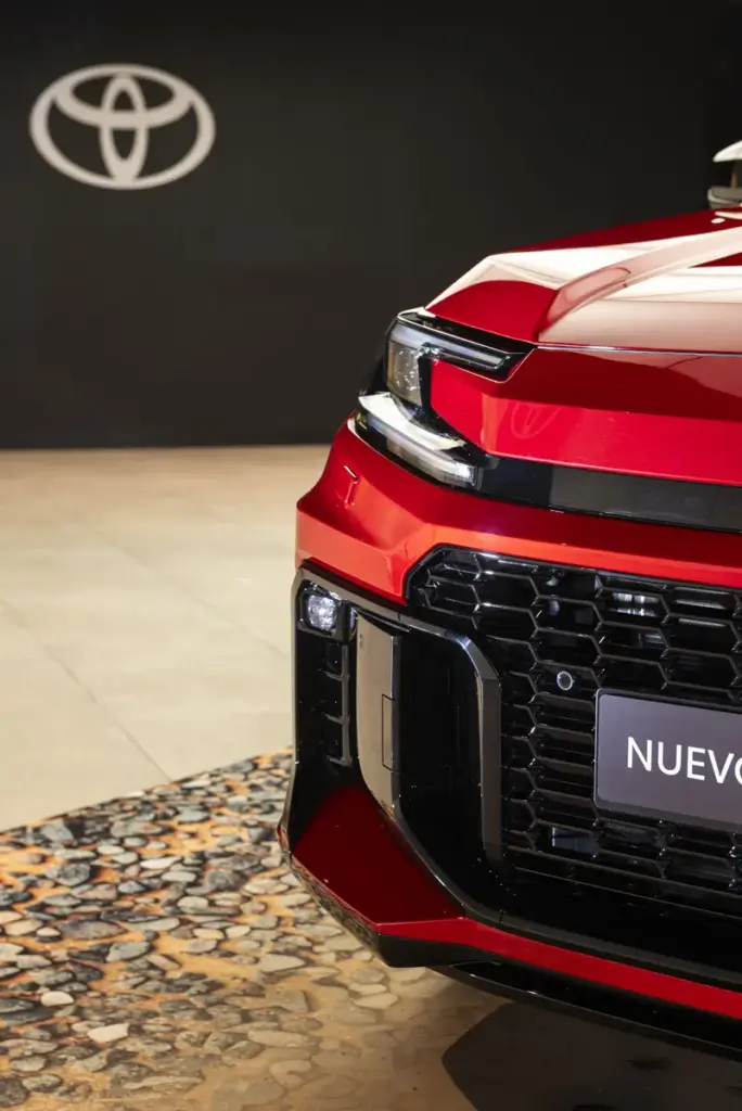 TOYOTA RAV4 SEXTA GENERACION 6 Motor16