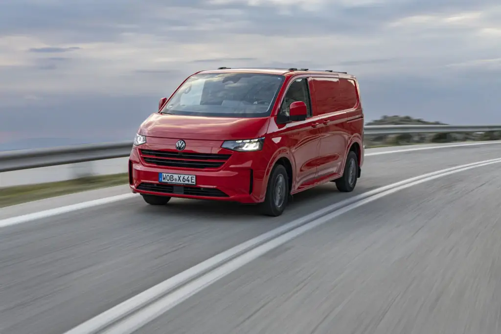 VOLKSWAGEN E TRANSPORTER 1 Motor16