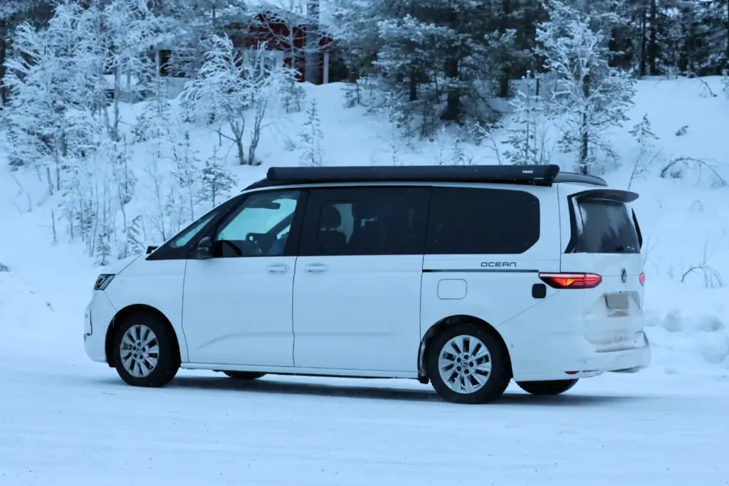 Volkswagen California 2026 17 Motor16