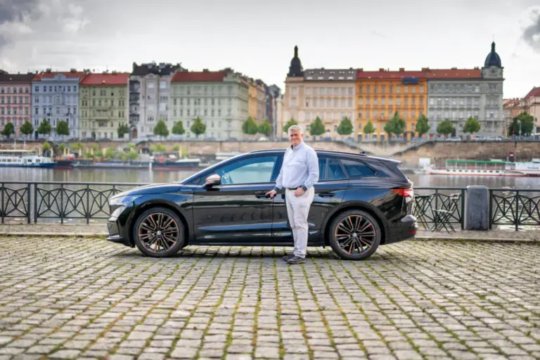 100.000 kilómetros eléctricos por Europa: la experiencia real de un conductor con el Škoda Enyaq