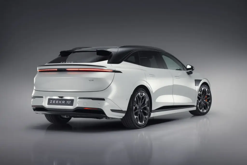 Conocemos en exclusiva el nuevo Zeekr 7GT: dará mucho de qué hablar 11 Motor16 Zeekr7GT356A5823Motor16