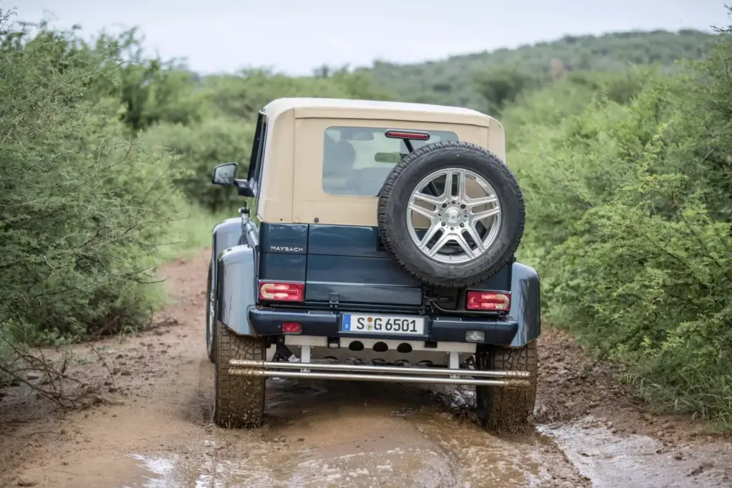clase g Mercedes Maybach G 650 Landaulet 35 Motor16