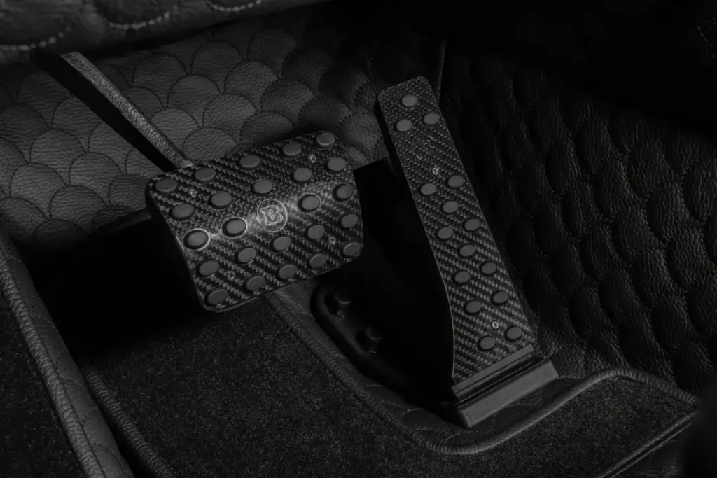 clase g brabus 900 rocket w465 22 Motor16