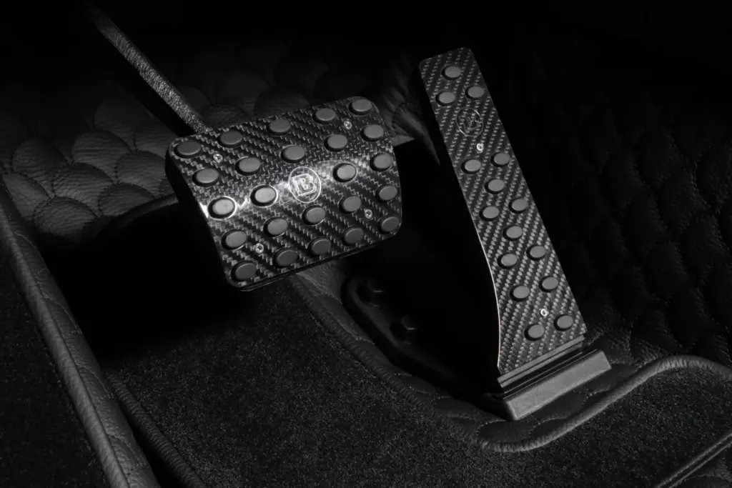 clase g brabus 900 rocket w465 stealth gray 29 Motor16