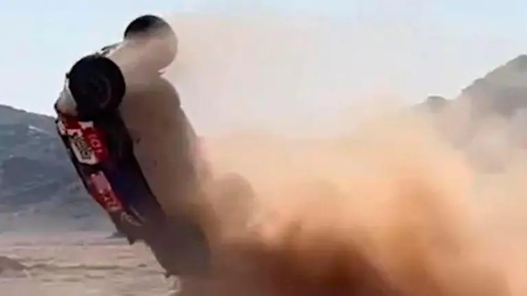 Jesús Calleja abandona el Dakar 2026 por quinta vez en su sexta participación