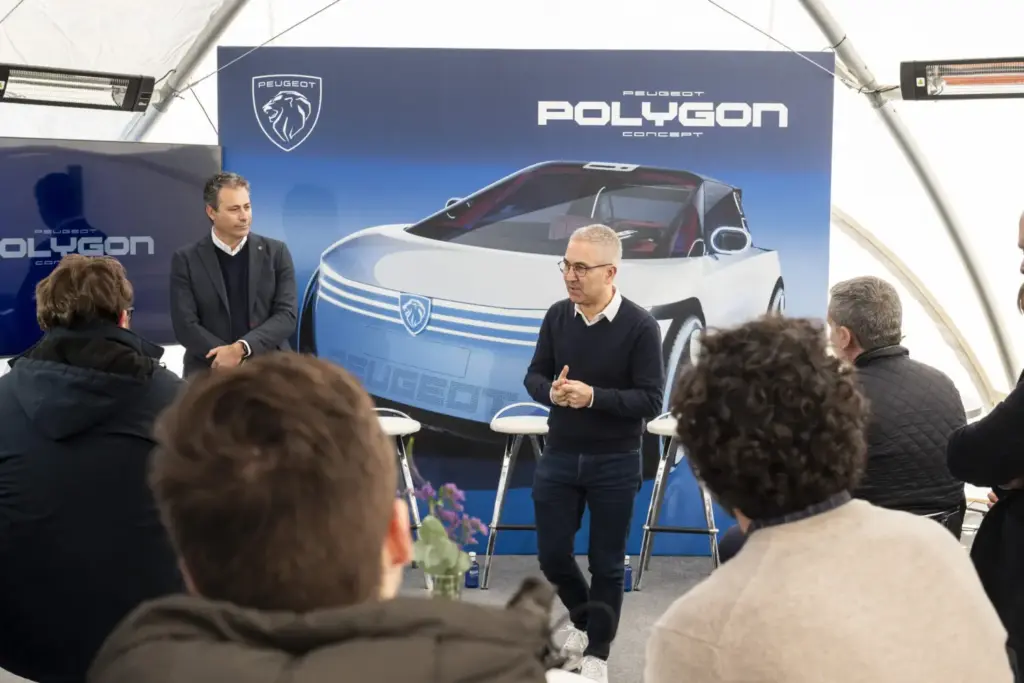 primera prueba peugeot polygon concept 11 Motor16