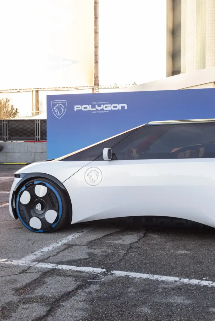 primera prueba peugeot polygon concept 29 Motor16