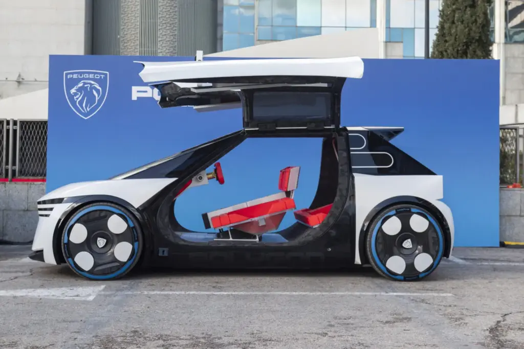 Primera prueba del Peugeot Polygon Concept: A los mandos de una revolución