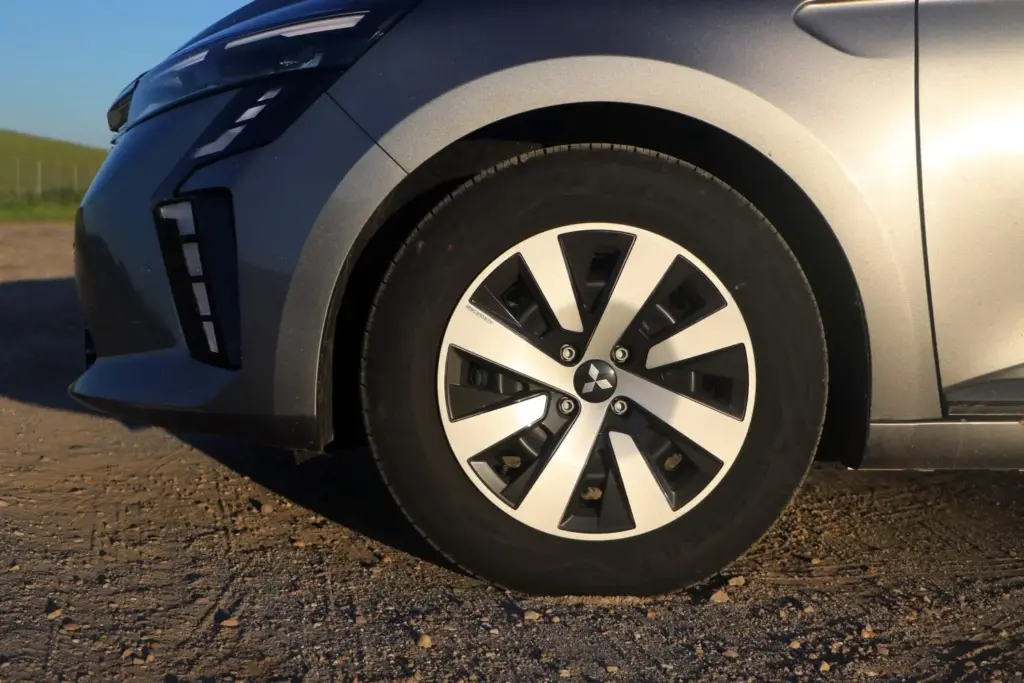 Prueba del Mitsubishi Colt 100T GLP Motion: Ahora o nunca 12 Motor16 Prueba del Mitsubishi Colt 100T GLP Motion: Ahora o nunca