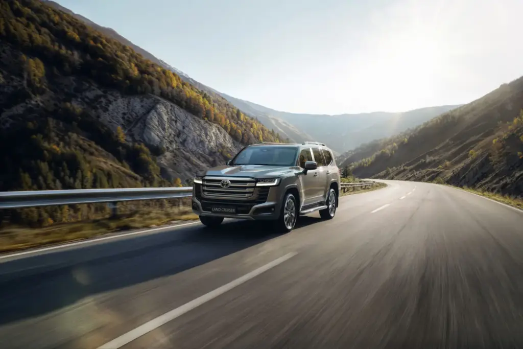 El Toyota Land Cruiser 300 Performance Hybrid se vende en Europa, pero no en España