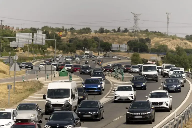 3.000 millones de euros: la impresionante cifra que recaudarán este año los ayuntamientos por el impuesto de circulación de vehículos