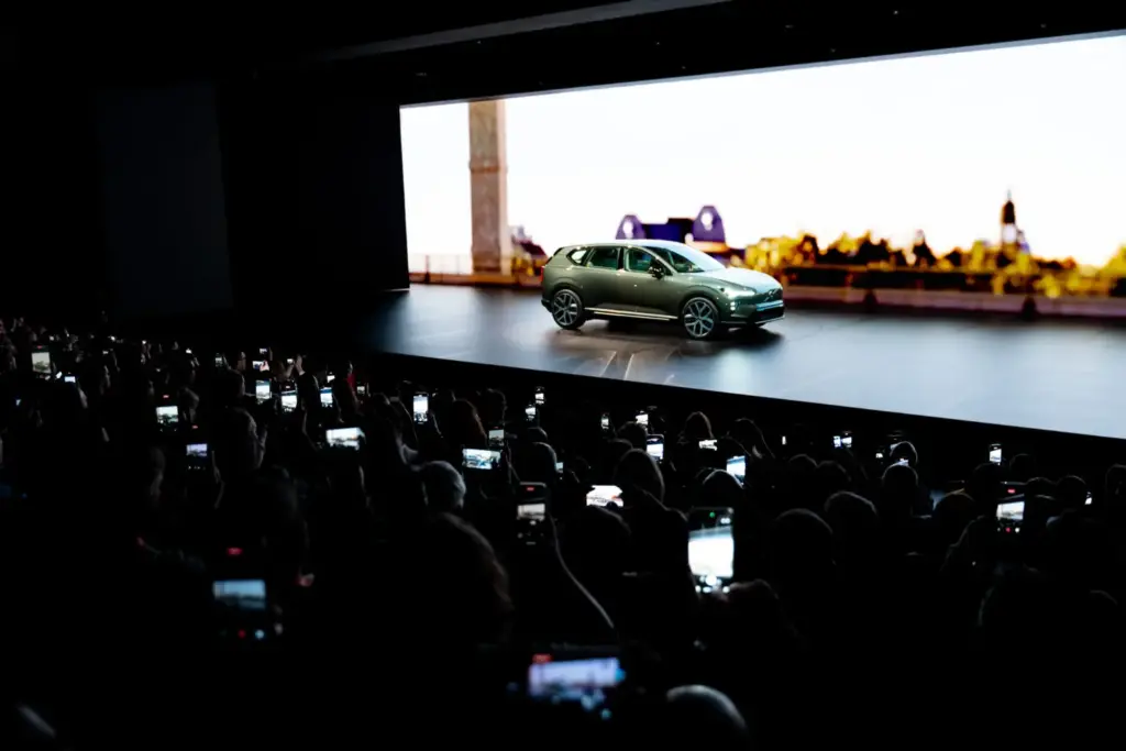 Con el EX60 Cross Country, Volvo recupera el espíritu aventurero en formato eléctrico