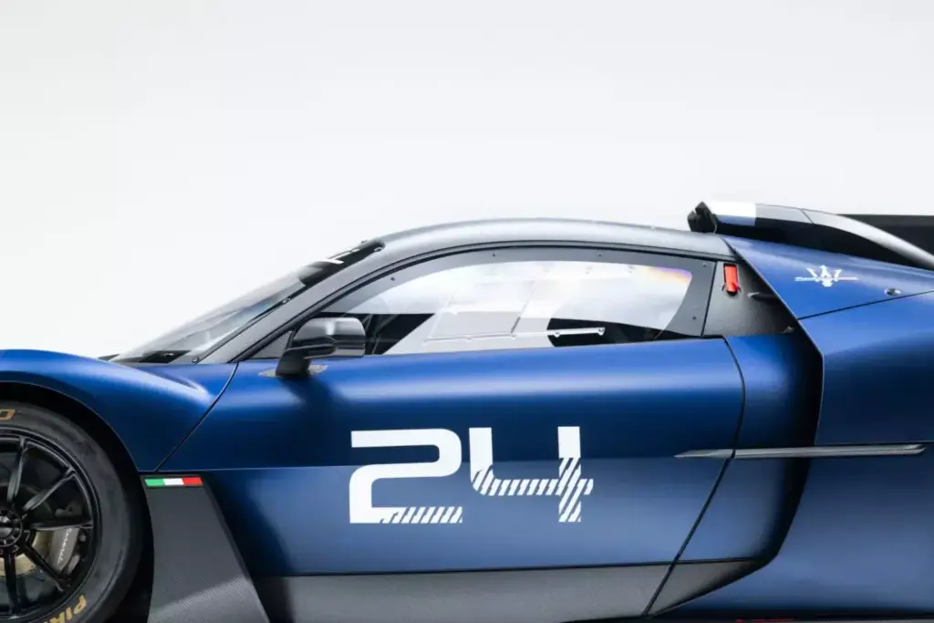 2024 maserati mcxtrema bat 17 Motor16