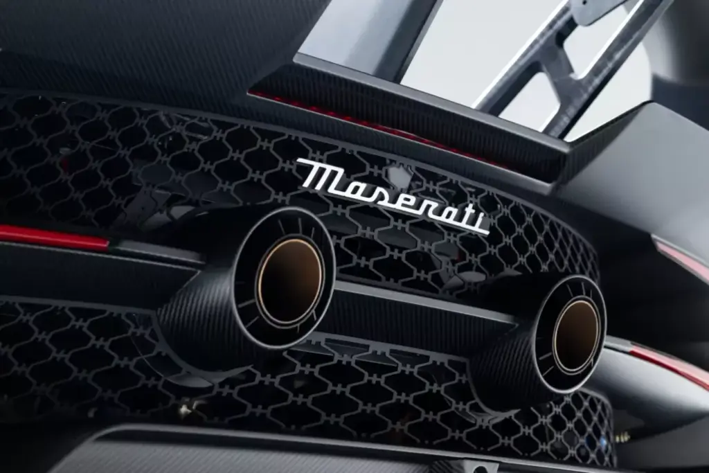 2024 maserati mcxtrema bat 20 Motor16