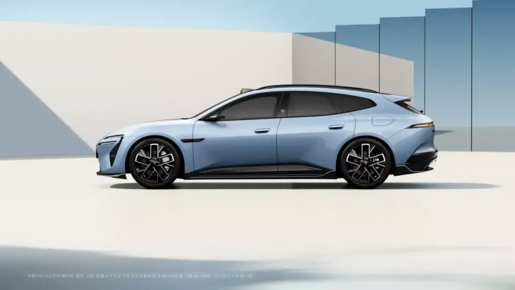 2026 Avatr 06T 4 Motor16