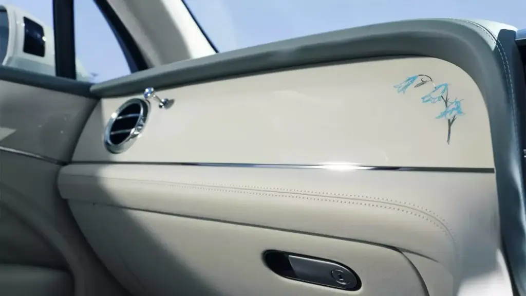 2026 Bentley Bentayga Something Mulliner. Imagen detalle.