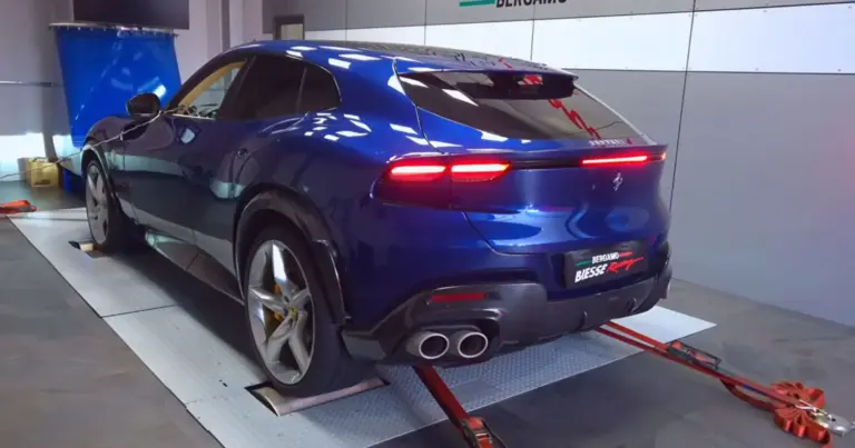 Un Ferrari Purosangue pasa por un banco de pruebas que delata lo que esconde su 6.5 V12 atomsférico