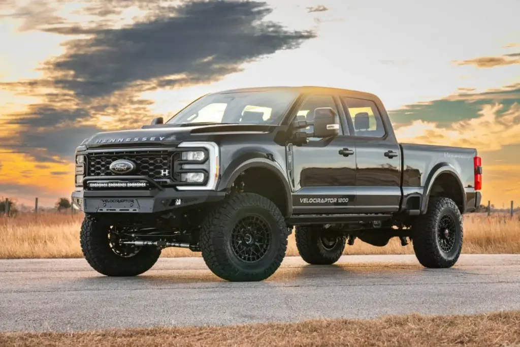 2026 Hennessey VelociRaptor 1200 F 250 1 Motor16
