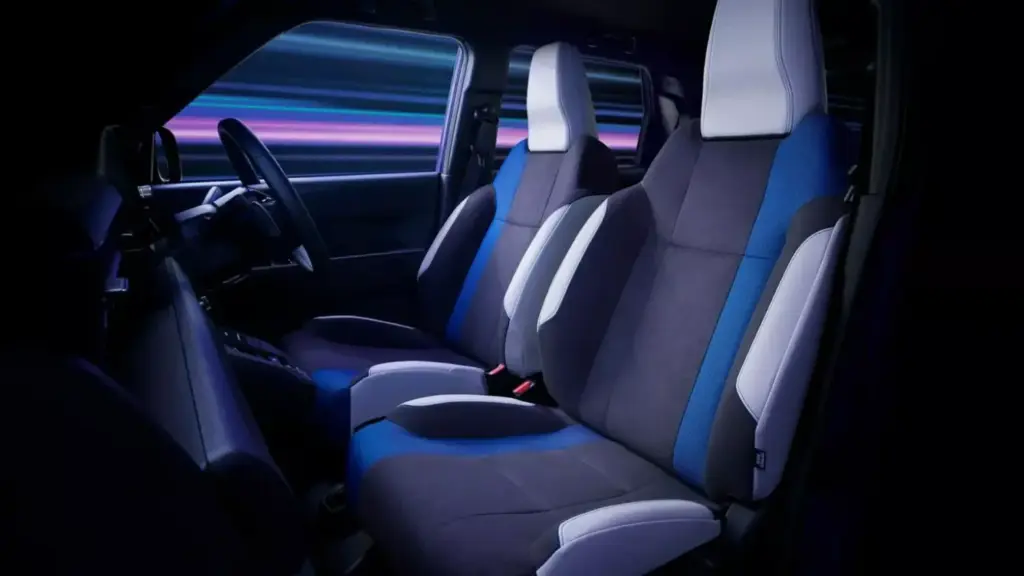 Super-One: El 'no' kei-car eléctrico y deportivo que Honda va a traer a Europa está listo 3 Motor16 2026 Honda Super-One. Imagen asientos.