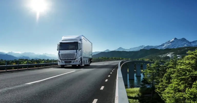 Hyundai XCIENT: Los camiones de hidrógeno de Hyundai han dado 500 vueltas a la tierra