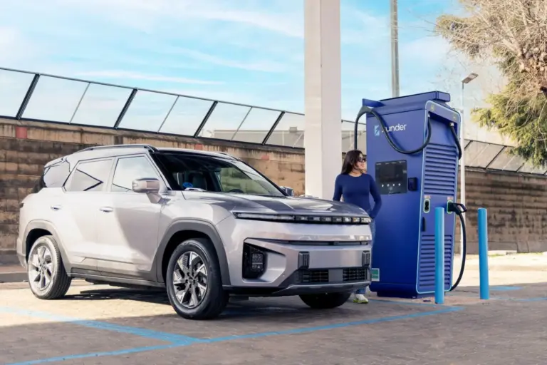 KGM y Zunder: El dúo perfecto para dar el salto a la electrificación pura y dura