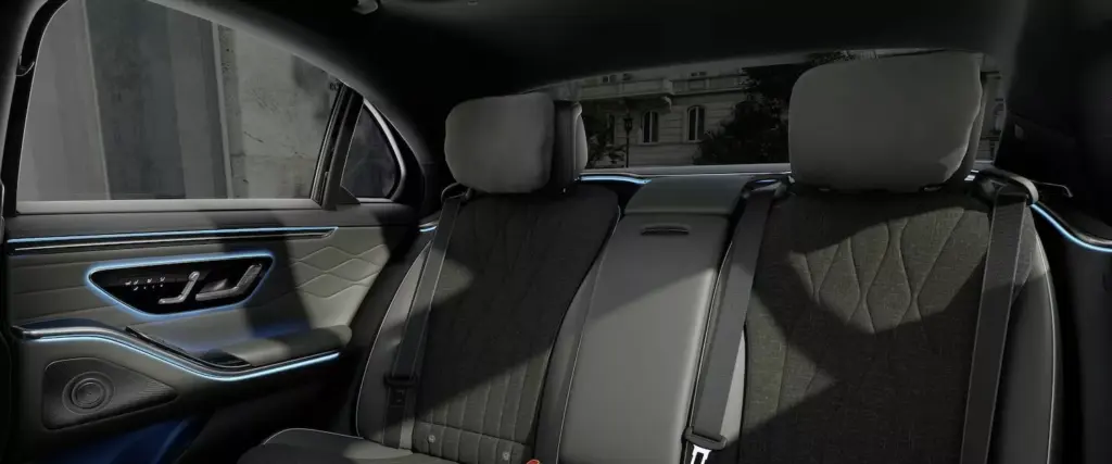 2026 Mercedes Clase S asientos tela 4 Motor16