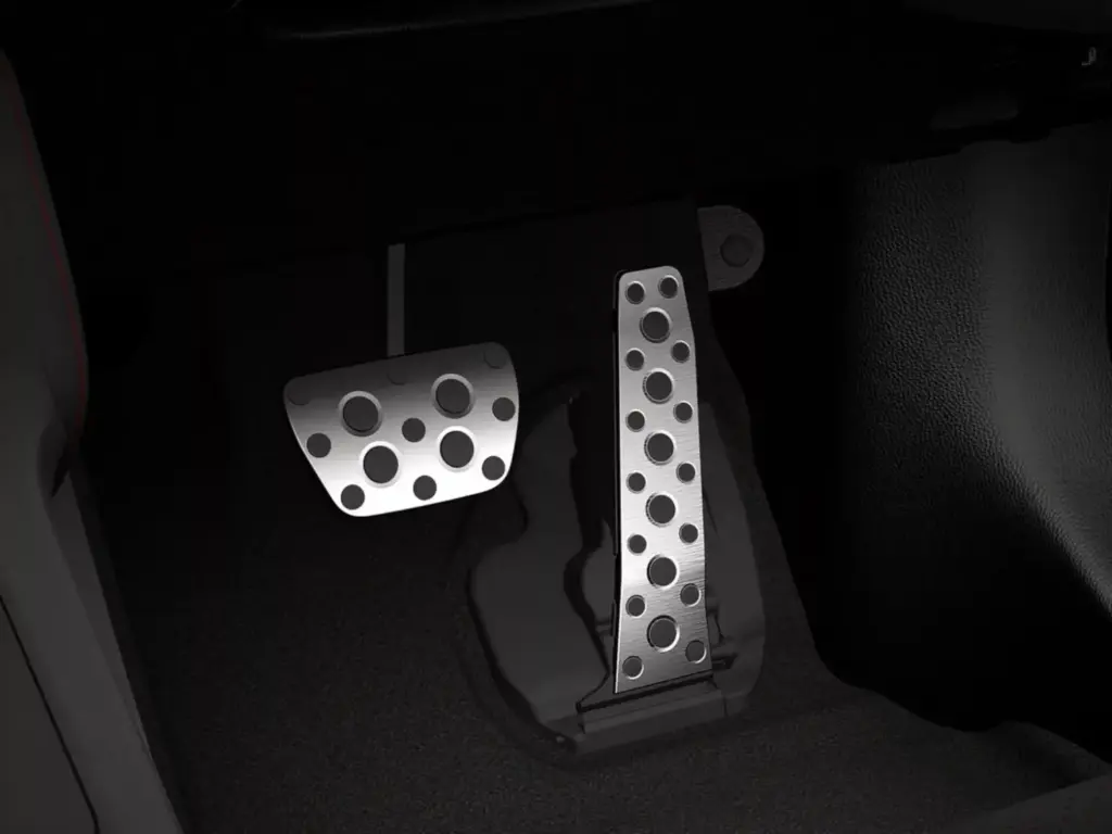 2026 Toyota RAV4 GR Sport PHEV Japon 15 Motor16