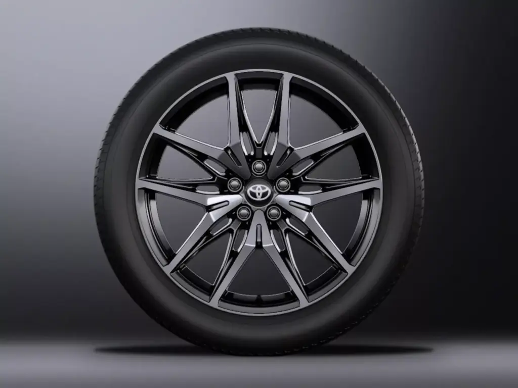 2026 Toyota RAV4 GR Sport PHEV Japon 8 Motor16