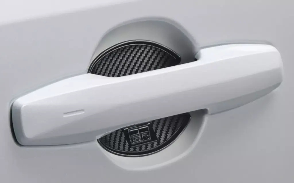 2026 Toyota RAV4 GR Sport TRD 10 Motor16