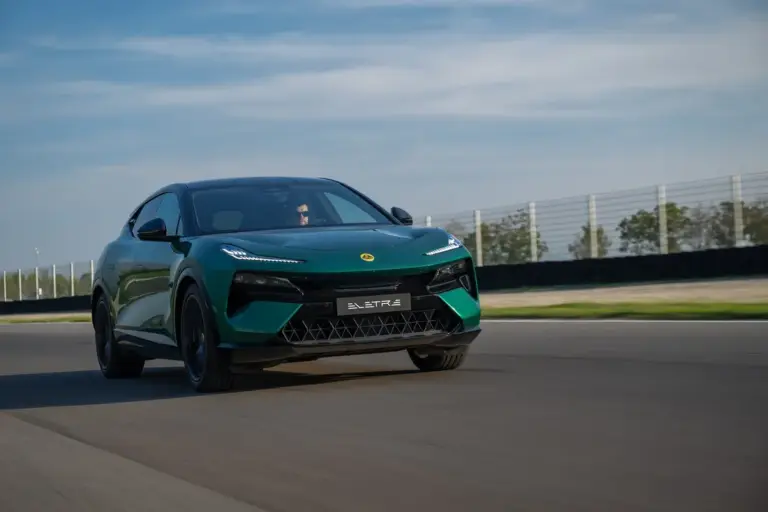 El Lotus Eletre eléctrico no se venderá en EE UU: los aranceles a los coches fabricados en China lo impiden