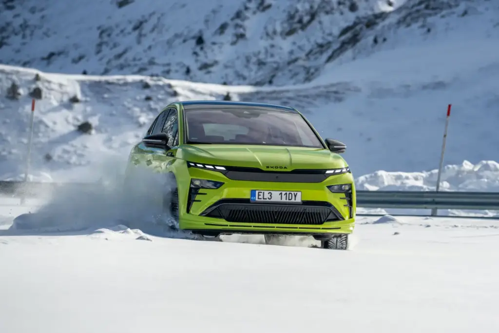 2026 skoda gama 4x4 11 Motor16