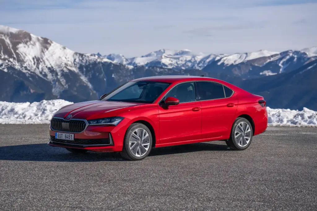 2026 skoda gama 4x4 2 Motor16