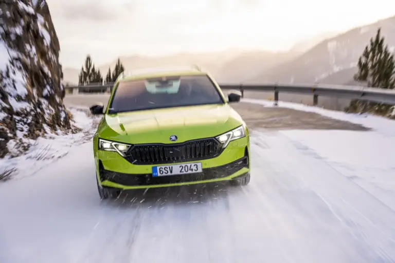 Al mal tiempo, pon un Škoda con tracción 4×4 en tu camino y todo solucionado