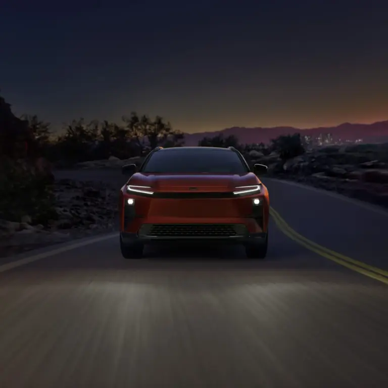 El Toyota C-HR+ llega a Estados Unidos a precio de hermano mayor