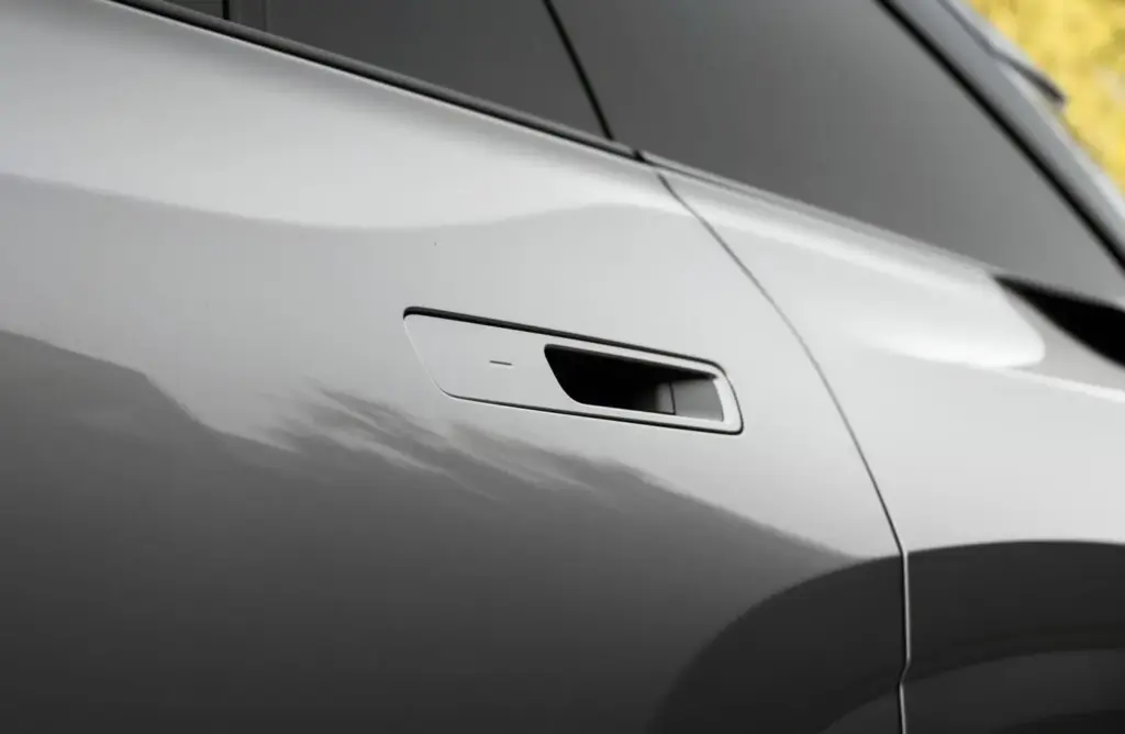 2027 Toyota Highlander Limited Spellbound2Tone 016 Motor16