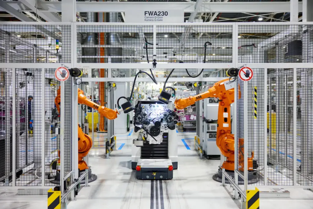 25 ANOS PRODUCCION BMW EN REINO UNIDO 6 Motor16