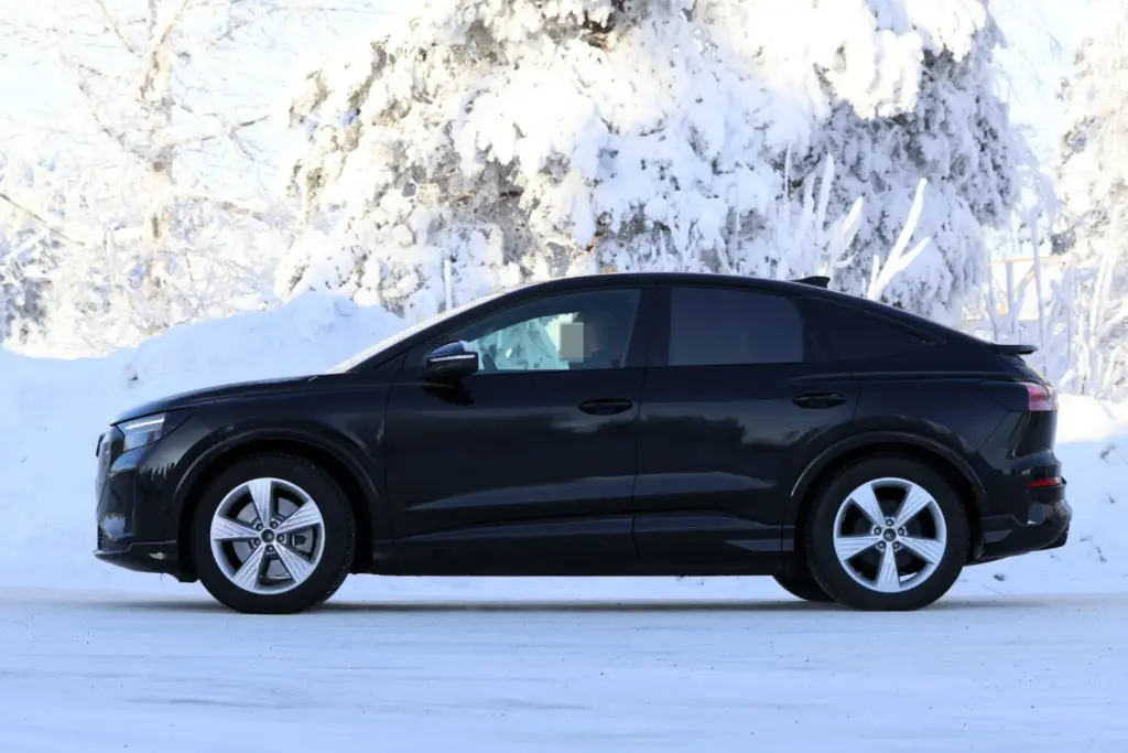 Se acerca la renovación del Audi Q4 e-tron 1 Motor16 Audi Q4 e-tron 2026 (12)