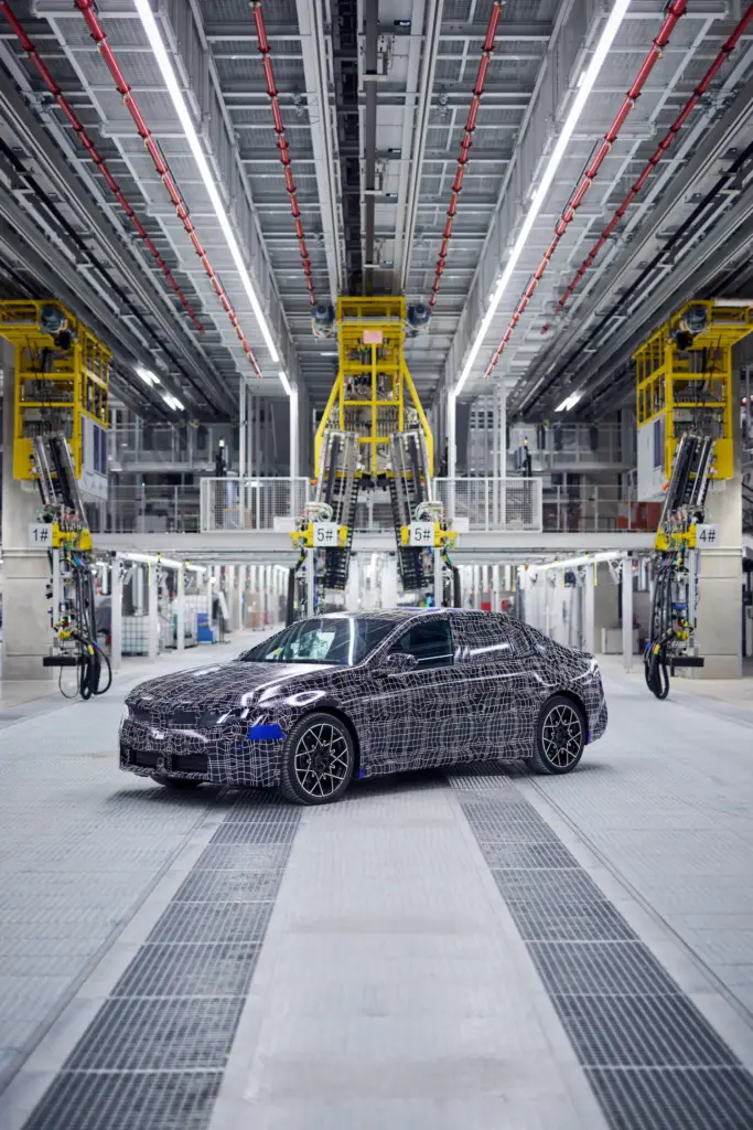 BMW I3 PRESERIES 5 Motor16