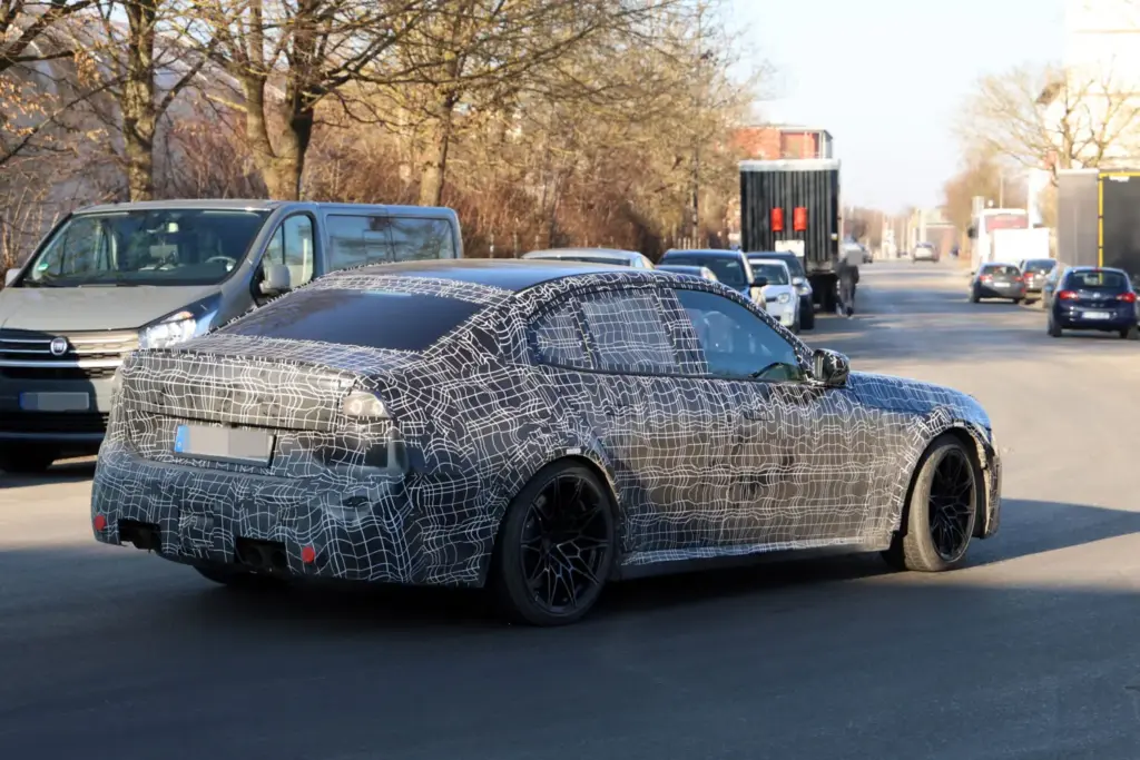 BMW M3 2027 13 Motor16